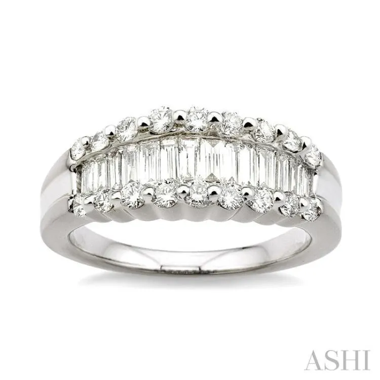 1 Ctw Baguette and Round Cut Diamond Band in 14K White Gold