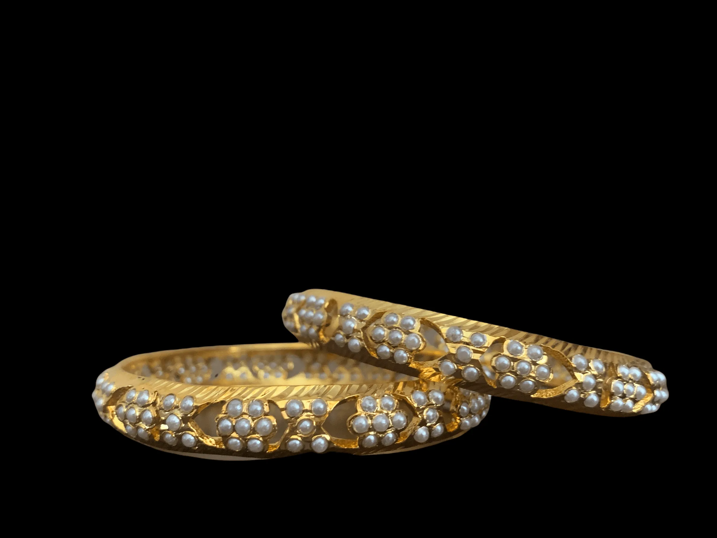 B92 Shama  pearl  bangles size ( READY TO SHIP )