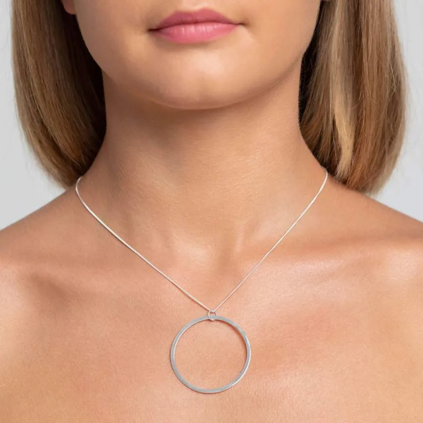 Classic Mimi Large Circle Necklace