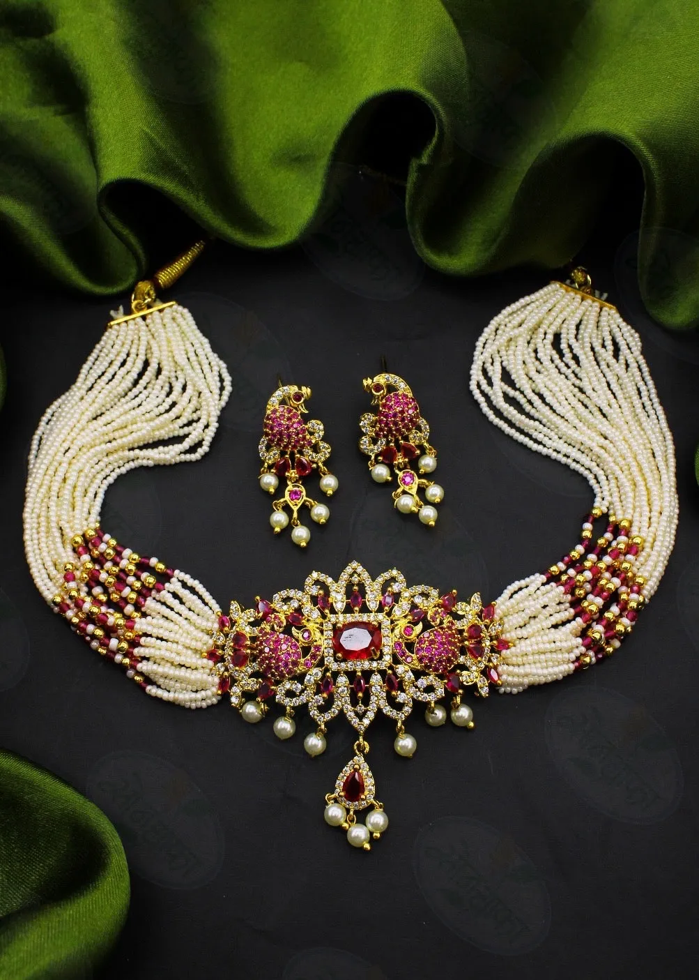 DELIGHTFUL DESIGNER NECKLACE