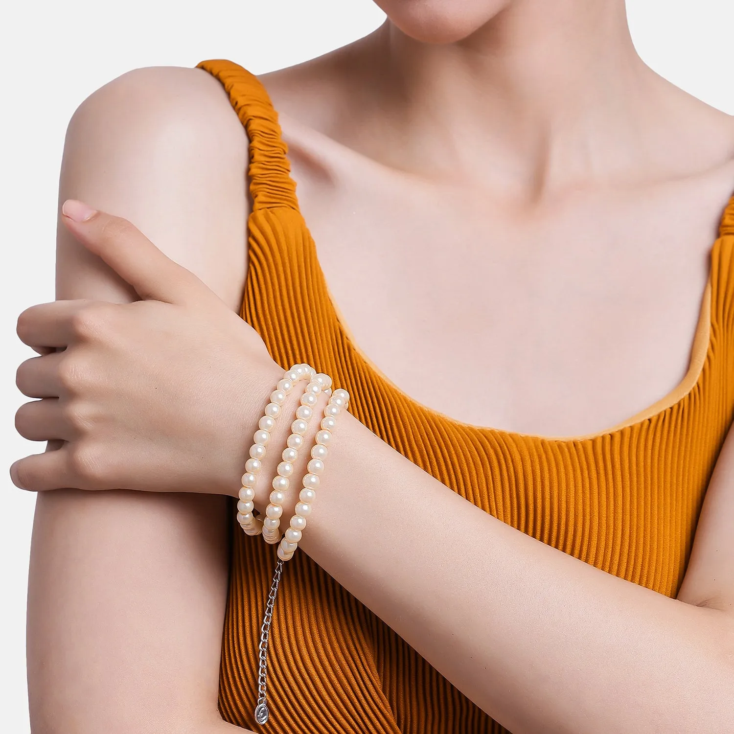 Estele - Cream Pearl Three Line Bracelet