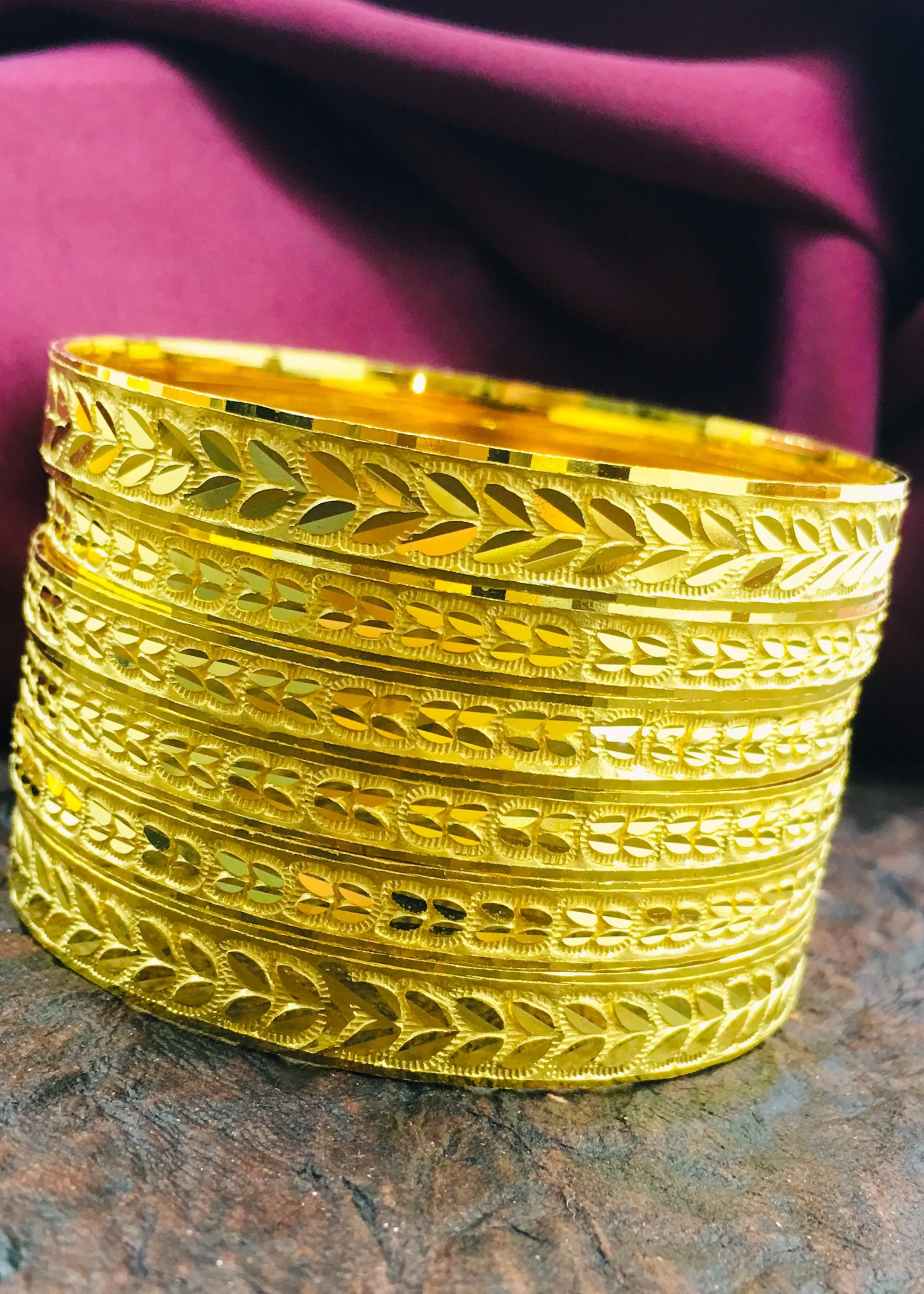 FANCY LEAF DESIGNER BANGLES