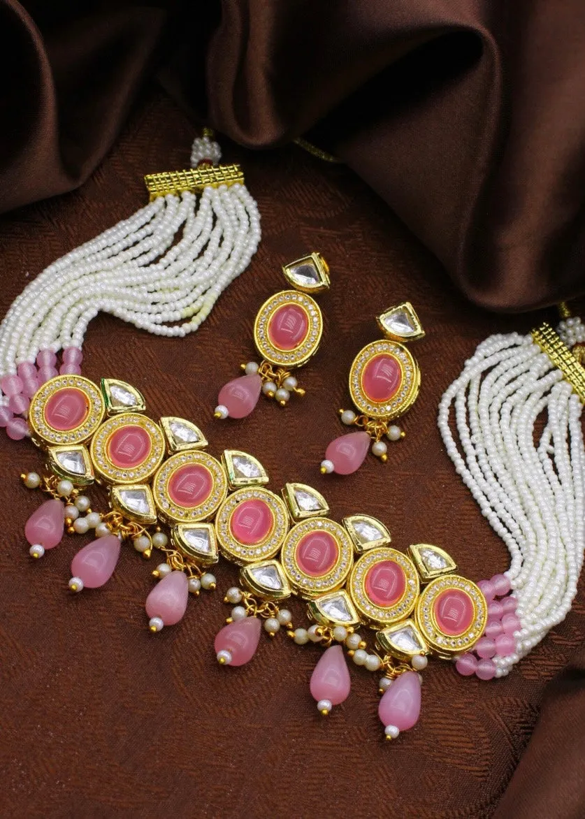 RAVISHING KUNDAN NECKLACE