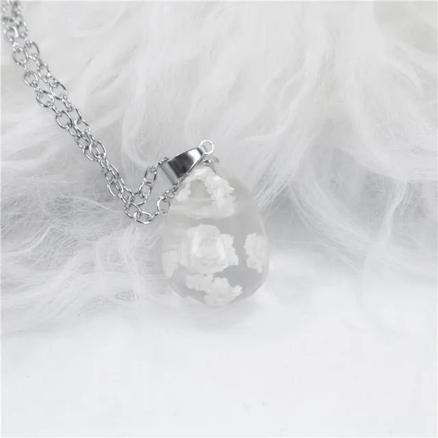 Resin Rould Ball Moon Pendant Necklace Women Blue Sky White Cloud Necklace