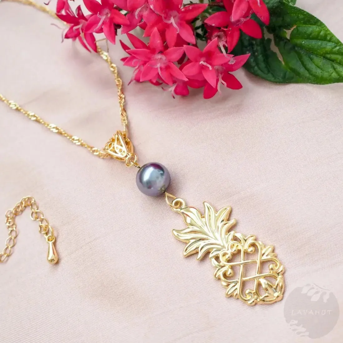 Royal Pineapple Pendant Hawaiian Necklace