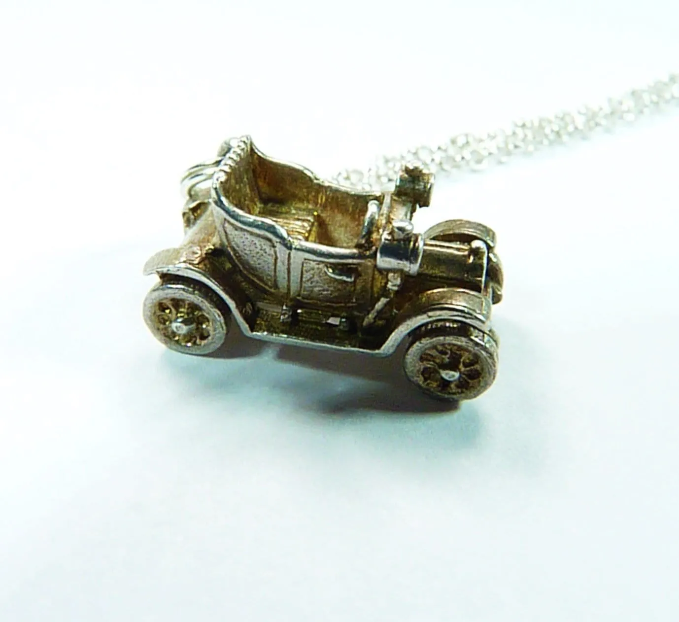 Sterling Silver Classic Car Pendant With Hallmarked Silver 18 Inch Necklace