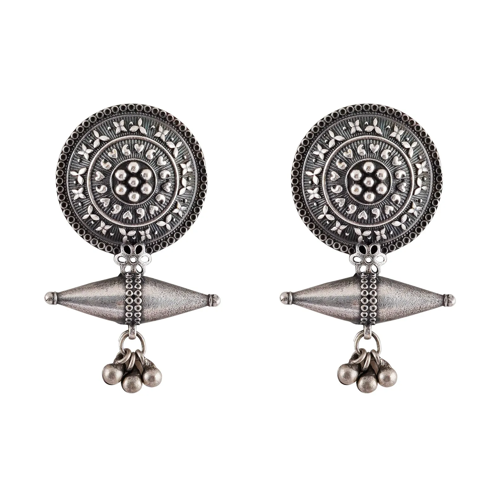 Teejh Halebidu Oxidised Silver Jewellery Gift Set