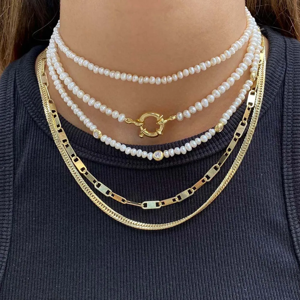 Tiny Pearl Choker