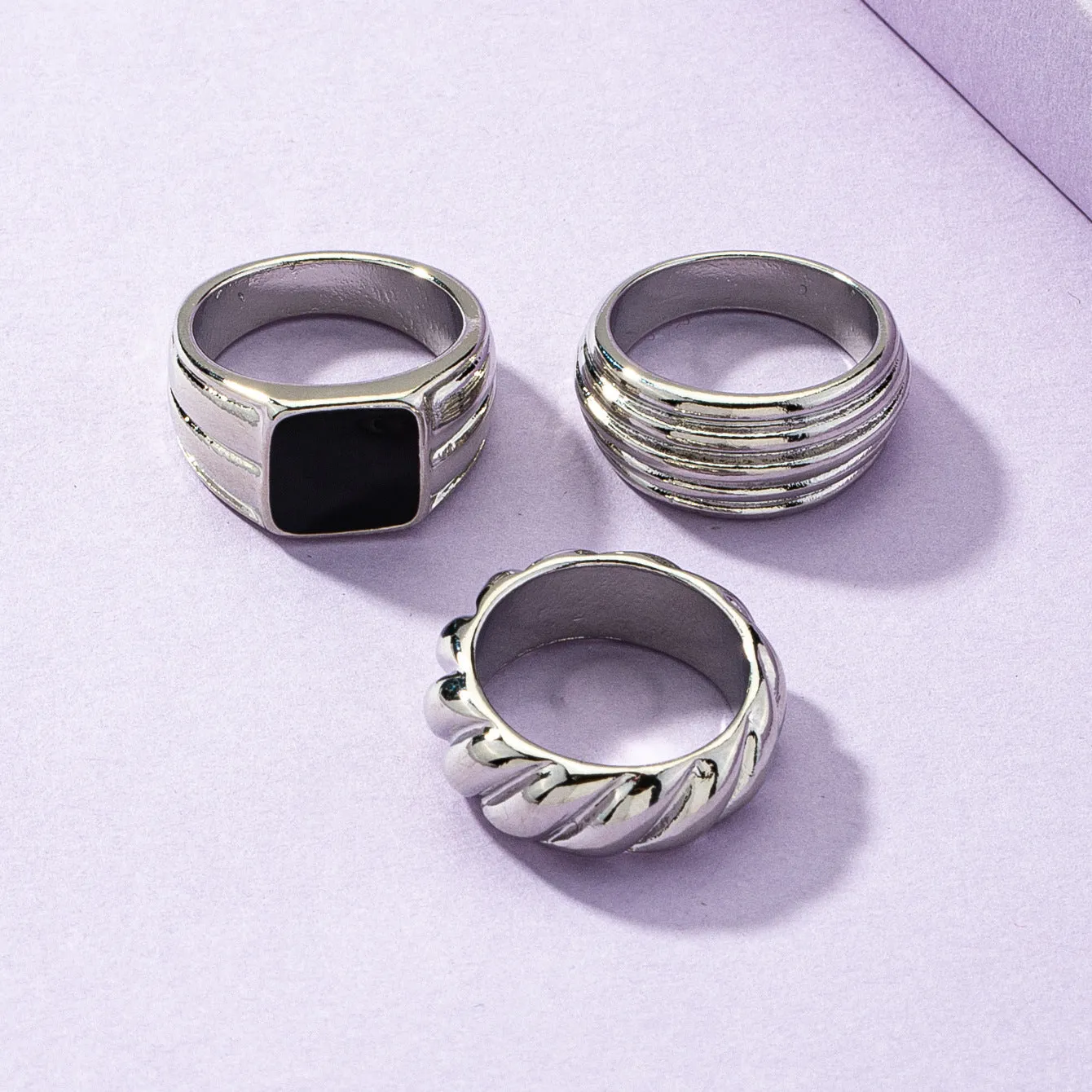 Vienna Verve Metal Ring Set - Elegant European-American Fusion