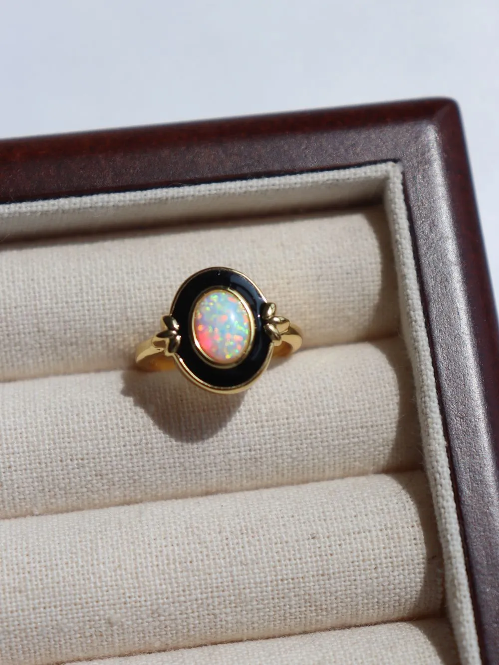 Vintage Elegant Enamel Opal Ring